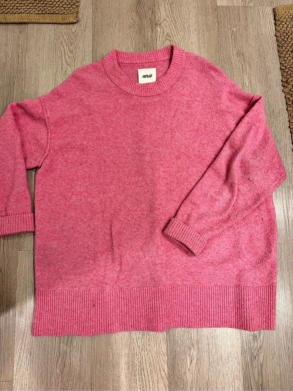 aerie Crew Neck Sweater in Pink Size Small Like New